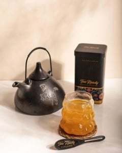 TEA READY Ballı Zerdeçallı Çay (Teneke Kutu - 30 Adet Kaşık)