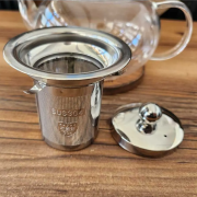 Isıya Dayanıklı Bitki Çayı & Çay Demliği (Çelik Süzgeç-600ML)